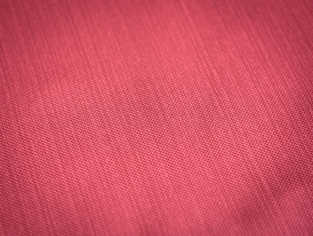 adl-d-coration-coussins-simili-premium-structur-coussin-framboise image 1