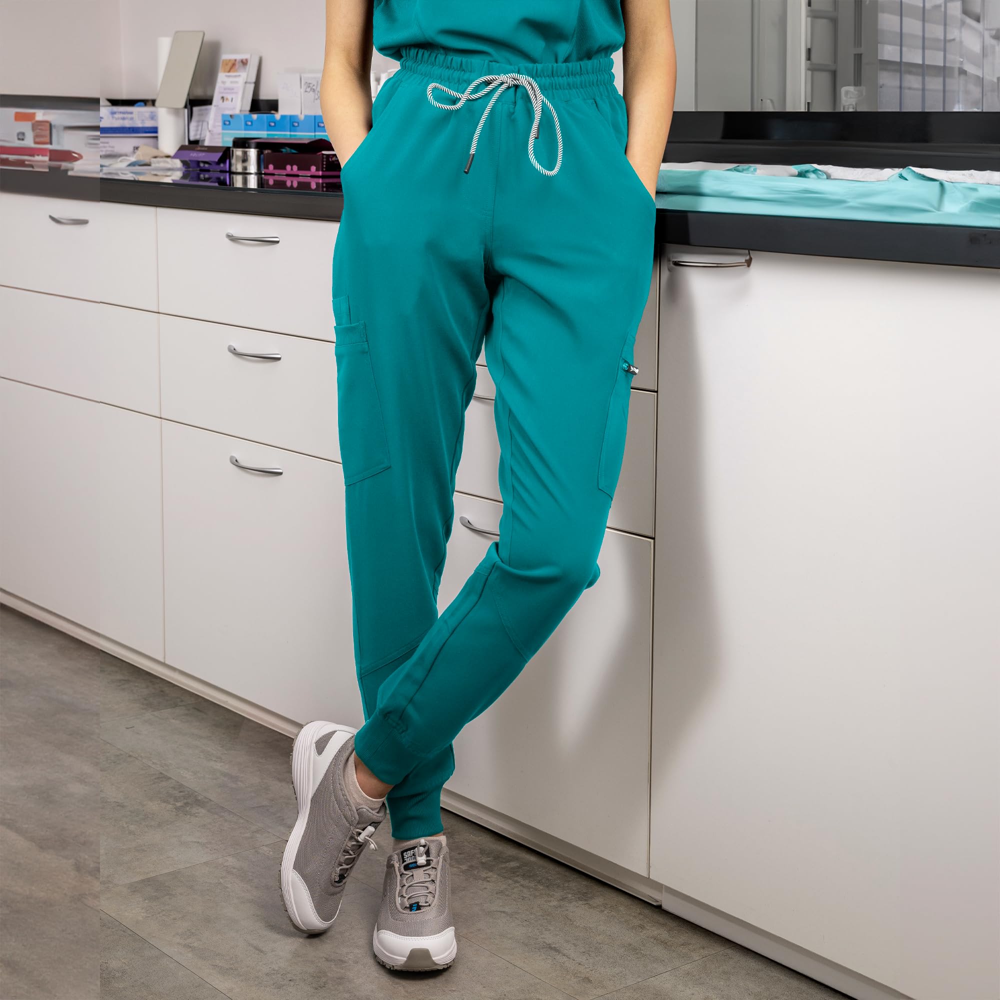b-well-active-ricci-pantalon-m-dical-noir-7-poches image 3